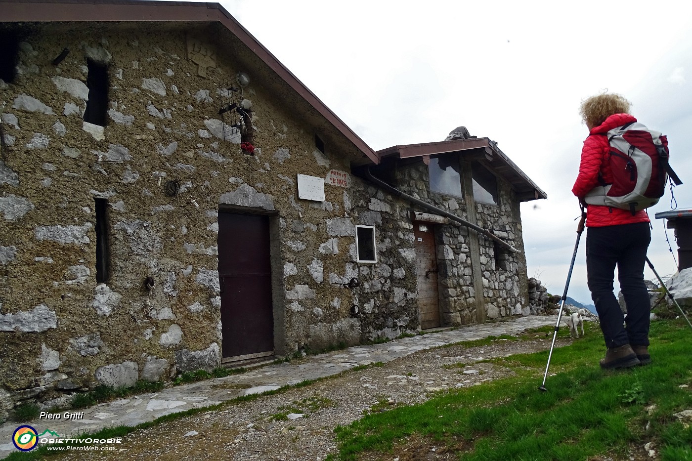 93 Sul sentiero 237 Baita Zuccone (1799 m).JPG -                                